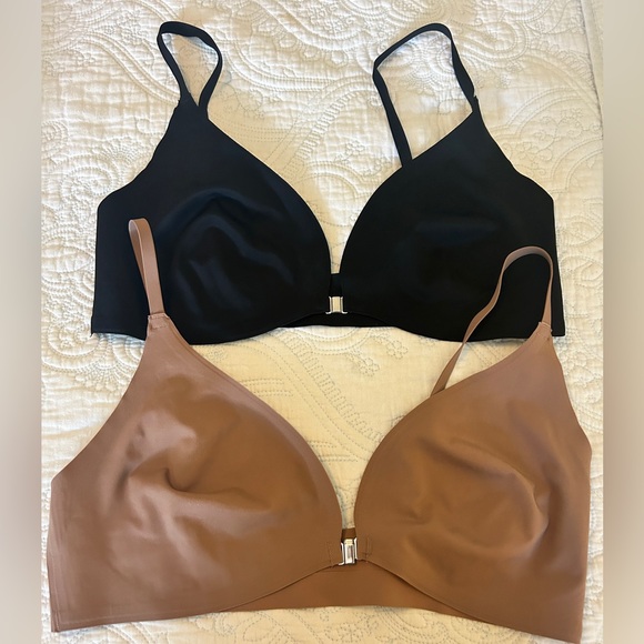 Other - Set of 2 Butter soft, magnetic front closure bras.  Brown/Black - Lrg
